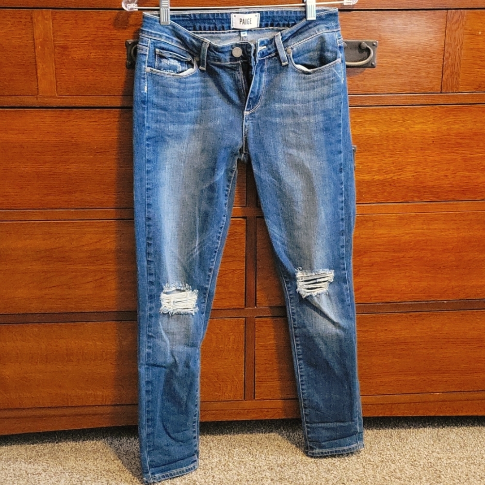 Paige distressed skinny jeans size 28